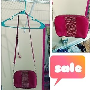 Michael kors crossbody bag/purse in red with gold